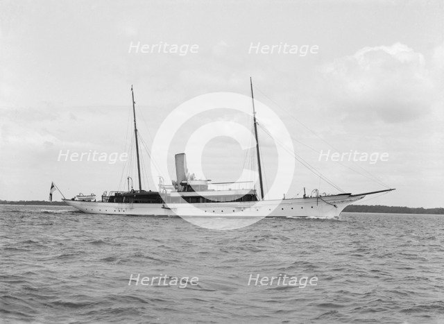 The steam yacht 'Shemara' under way, 1914. Creator: Kirk & Sons of Cowes.