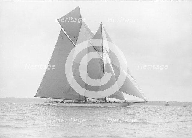 The 380 ton A Class schooner 'Margherita' reaching, 1913. Creator: Kirk & Sons of Cowes.