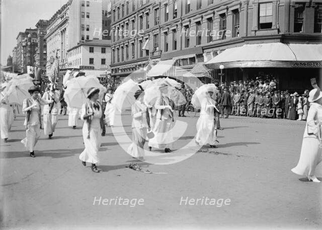 Woman Suffrage - Parade, May 1914, May 1914. Creator: Harris & Ewing.