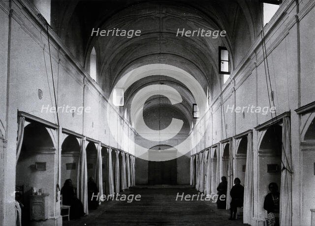 Hospital del Rey, Burgos: a ward, 1900-1999. Creator: Unknown.