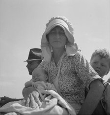 Sharecropper family near Hazlehurst, Georgia, 1937. Creator: Dorothea Lange.