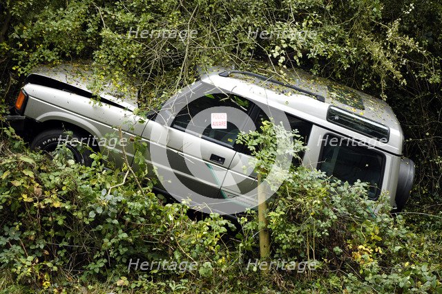 Land Rover Discorery 1990 Accident Artist: Unknown.