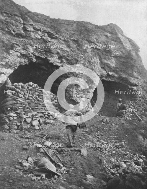 'Le Fort de Vaux; Casemates beantes donnant sur le fosse, partiellement aveuglees par des..., 1916. Creator: Unknown.
