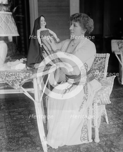 Mme. Gadski & "Brunhilde", between c1915 and c1920. Creator: Bain News Service.