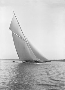 The 15 Metre sailing yacht 'Paula III' in fine form, 1913. Creator: Kirk & Sons of Cowes.