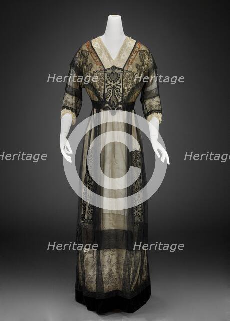 Dress, 1910-1915. Creator: Unknown.