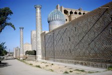 Outside wall of Shir-Dar Madrasa, Samarkand, c20th century. Artist: CM Dixon.