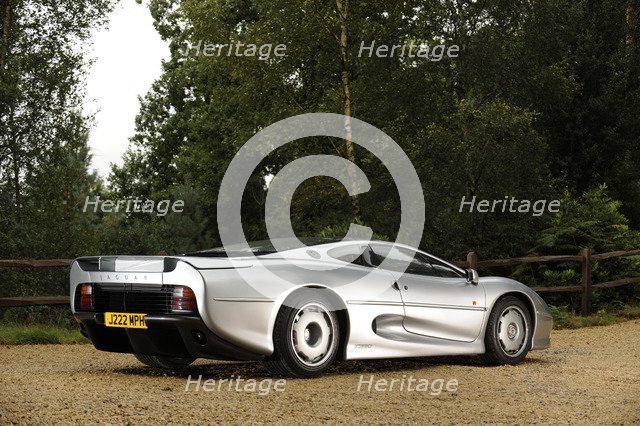 Jaguar XJ220R 1993. Artist: Simon Clay.