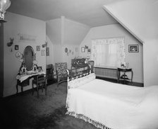 Bedroom, residence of Mr. Fair, 40 Putnam Avenue, Detroit, Mich., between 1905 and 1915. Creator: Unknown.