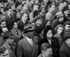 Crowds Listening to Speeches in Trafalgar Square, 1942. Creator: British Pathe Ltd.