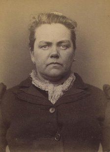 Pioger. Louise (veuve Lefèvre). 45 ans, né à Mézières (Sarthe). Giletière. Disposition du ..., 1894. Creator: Alphonse Bertillon.