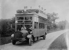 R.R. Conklin's auto bus, between c1910 and c1915. Creator: Bain News Service.