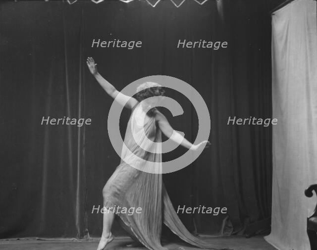 Elsie Dufour dancer, between 1918 and 1920. Creator: Arnold Genthe.
