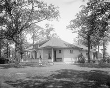 Country club, rear view, Walkerville, Ont., between 1905 and 1915. Creator: Unknown.