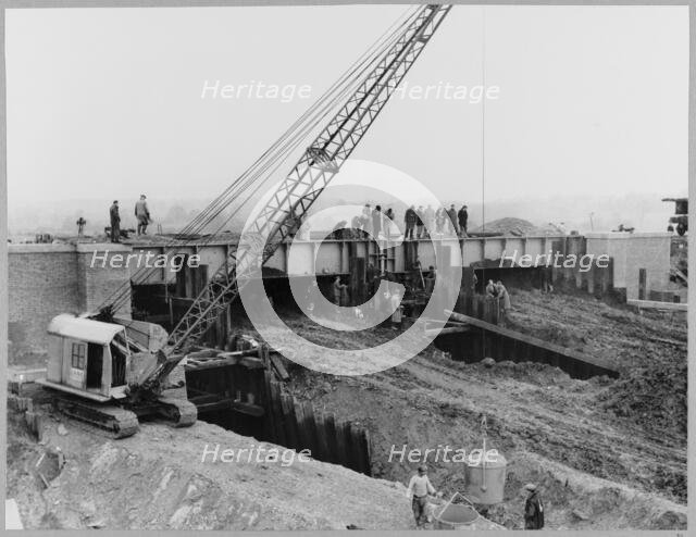 M1 Motorway, Structure 112 Railway Bridge, Barby, Daventry, Northamptonshire, 20/03/1959. Creator: John Laing plc.