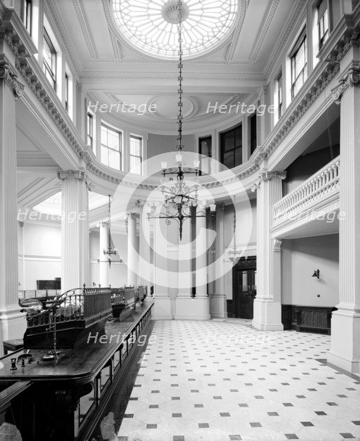 The banking hall at Coutt's Bank, The Strand, Westminster, London, 1904. Artist: Bedford Lemere and Company