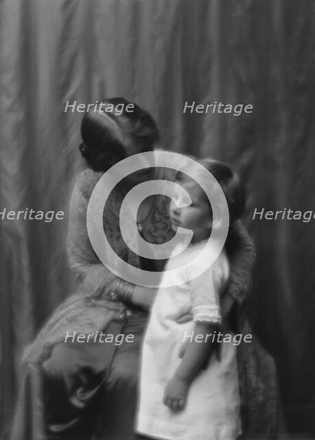 Unidentified woman and child, possibly Mrs. Charles I. McBurney and child, portrait..., ca. 1912. Creator: Arnold Genthe.