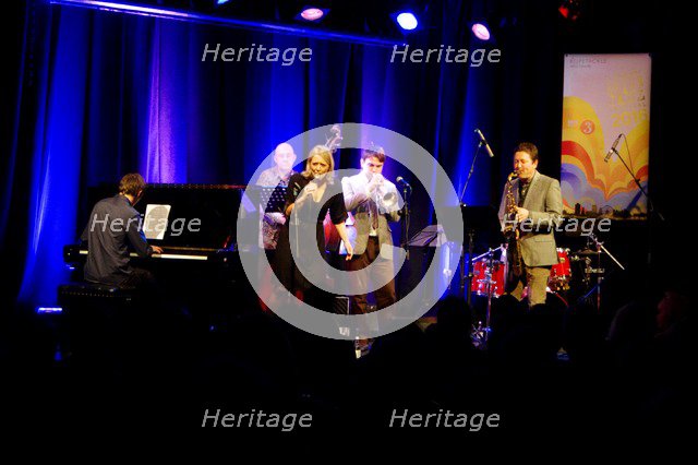 Jack Kendon Quartet with Pete Hill (drums), Jack Kendon (Tpt) and Julian Nicholas (Sax), Ropetackle  Artist: Brian O'Connor.