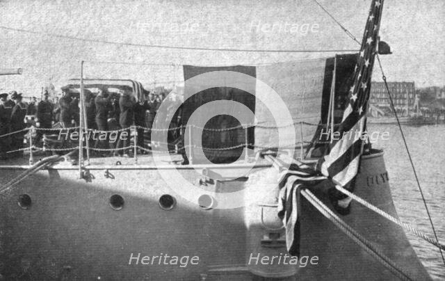 'Le "Soldat Inconnu" Americain; au Havre: le transport du cercueil a bord de l' "Olympia"..., 1921 Creator: Unknown.