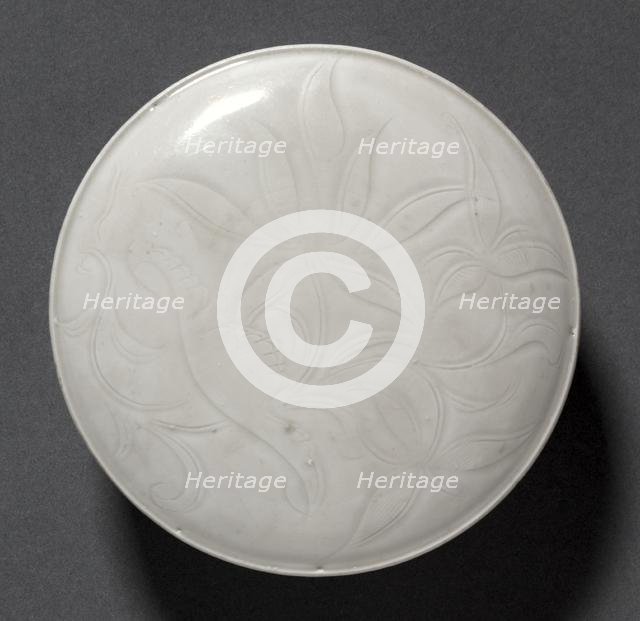 Covered Box (lid), 1100s. Creator: Unknown.