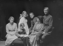 Mr. and Mrs. W.W. Davies and family, portrait photograph, 1919 Jan. Creator: Arnold Genthe.