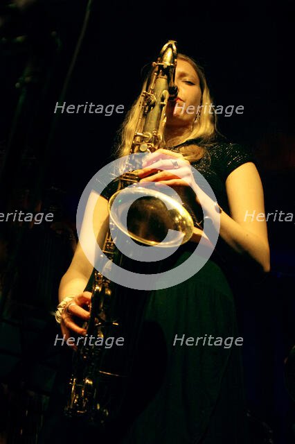 Emma Rawicz, Emma Rawicz Quintet, Verdict Jazz Club, Brighton, East Sussex, 2022. Creator: Brian O'Connor.