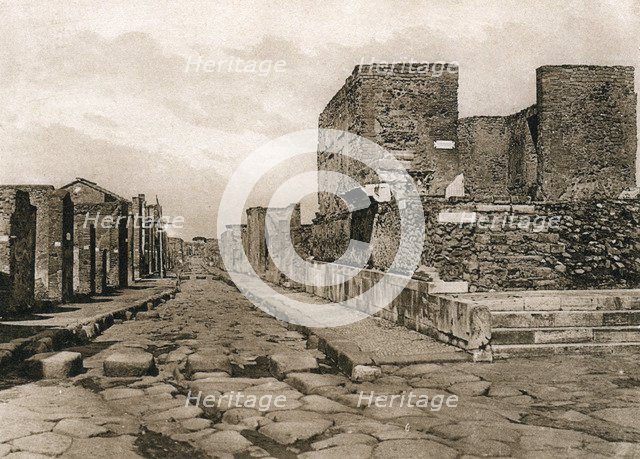 Tempio della Fortuna, Pompeii, Italy, c1900s. Creator: Unknown.