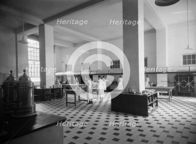 Kitchen staff, Royal Star and Garter Home, Richmond Hill, Richmond, London, 1924-1939. Artist: Marshall Keene and Company.