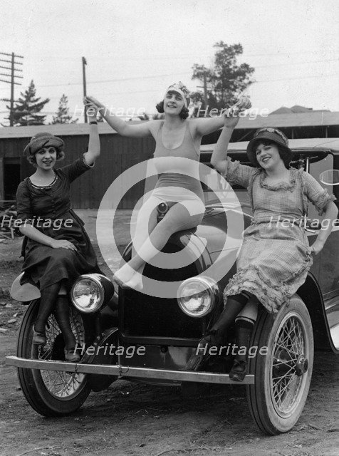 Kissel 6 circa 1922 Artist: Unknown.