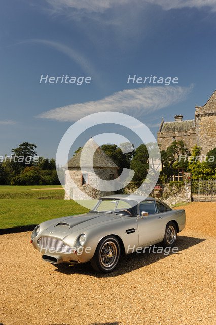 1961 Aston Martin DB4 GT Artist: Unknown.