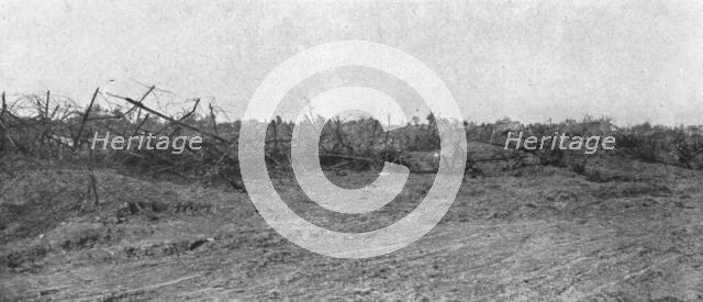 'La Bataille de la Somme; En terrain reconquis: les formidables reseaux allemands..., 1916. Creator: Unknown.