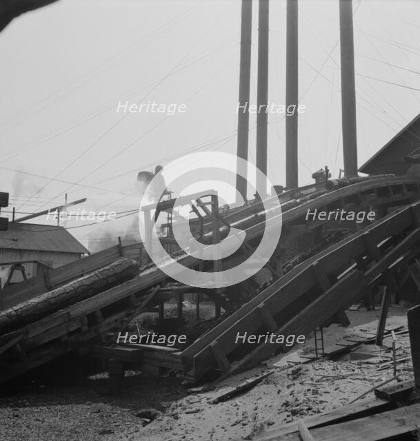 At Pelican Bay Lumber Company mill, showing..., near Klamath Falls, Klamath County, Oregon, 1939. Creator: Dorothea Lange.