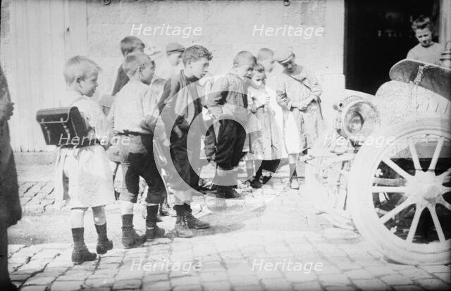 Children at Riviere, Belg., between c1910 and c1915. Creator: Bain News Service.