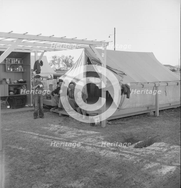 Farm Security Administration (FSA) migratory labor camp, Brawley, Imperial County, California, 1939. Creator: Dorothea Lange.