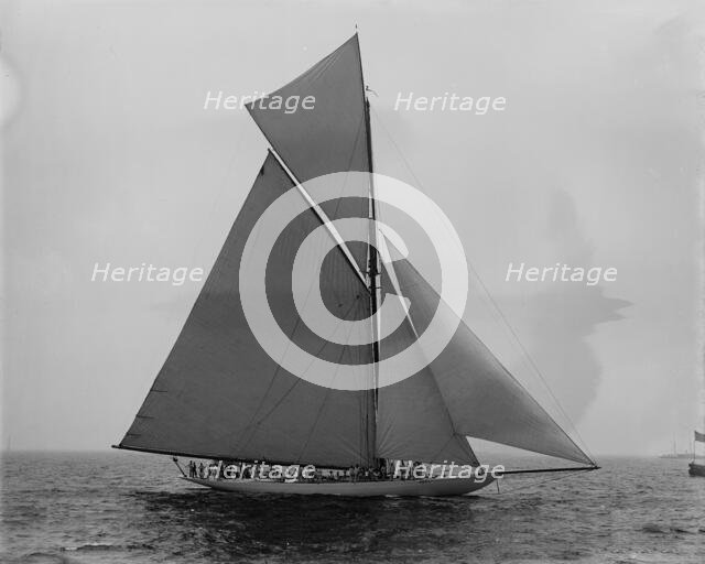 Defender, 1895 July 20, c1895. Creator: John S Johnston.