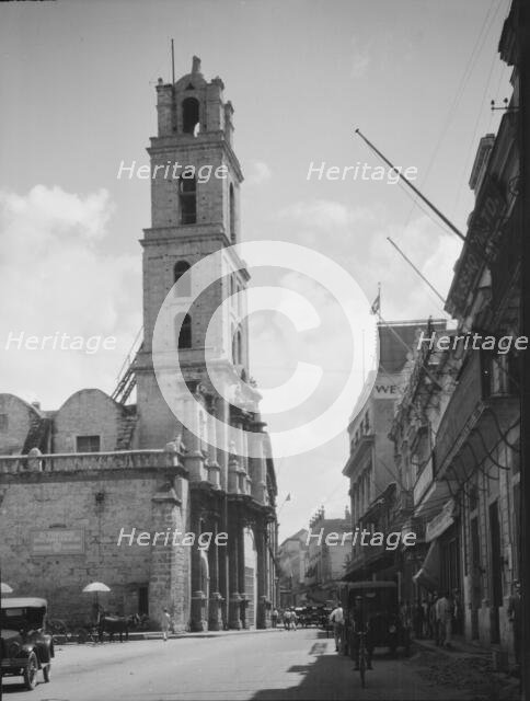 Travel views of Cuba and Guatemala, between 1899 and 1926. Creator: Arnold Genthe.
