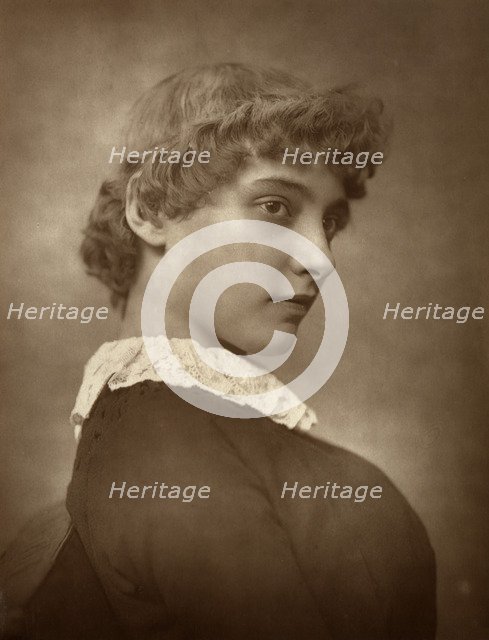 Marie Linden, actress, 1883. Artist: St James's Photographic Co