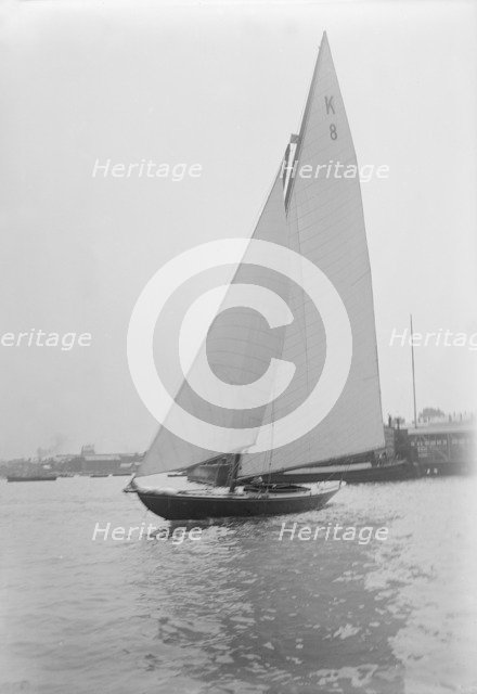 The 7 Metre sailing yacht 'Pinaster' (K8), 1913. Creator: Kirk & Sons of Cowes.