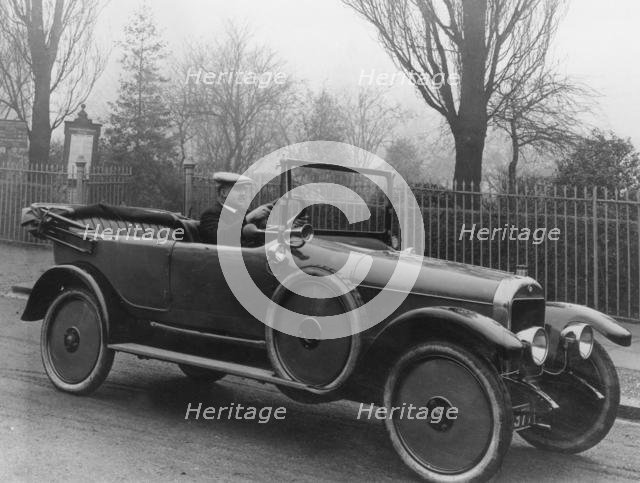 1921 Waverley 15hp. Creator: Unknown.