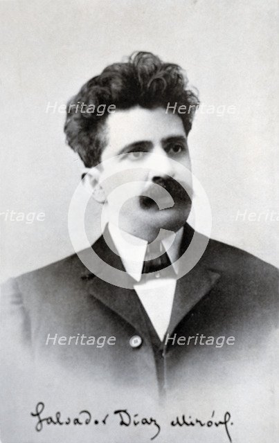 Díaz Mirón, Salvador. (1835-1928), Mexican poet.