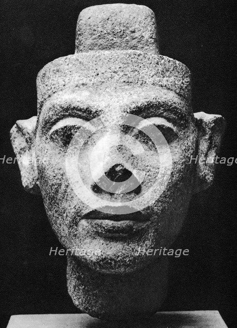 Nefertiti, queen and wife of the Pharaoh Akhenaten, Ancient Egyptian, 14th century BC. Artist: Unknown