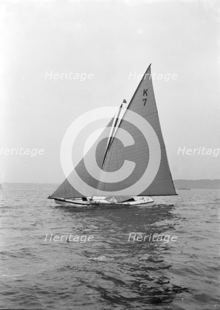 The 7 Metre 'Ginevra' (K7), 1913. Creator: Kirk & Sons of Cowes.