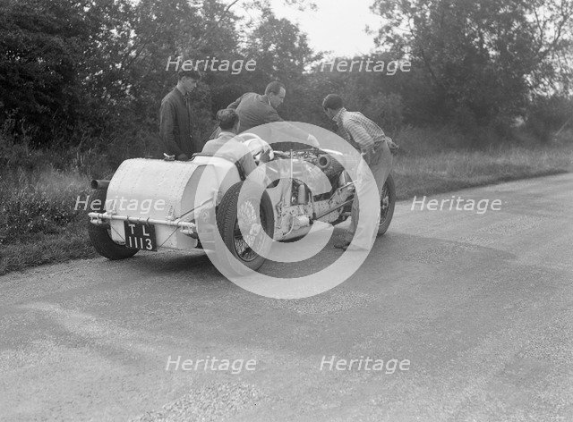 Road testing Raymond Mays' Vauxhall-Villiers, c1930s. Artist: Bill Brunell.