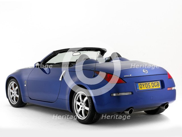 2005 Nissan 350Z Artist: Unknown.