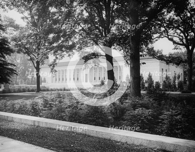 Toledo Museum of Art, c.between 1910 and 1920. Creator: Unknown.