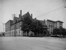 Hotel Vancouver, Vancouver, B.C., between 1900 and 1905. Creator: Unknown.