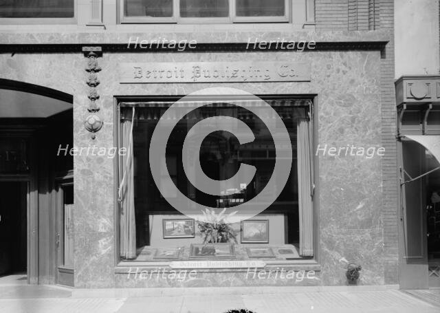 Detroit Publishing Co., 15 West Thirty-eighth Street, front room, New York City, c1905-1915. Creator: Unknown.