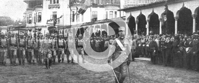 'La Roumanie dans la Guerre; Le prince royal Carol, heritier fe la couronne, defilant a la tete sa c Creator: Unknown.