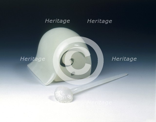 Lychee-flesh white jade hair chignon and pin, Northern Song-Ming dynasty, China, 960-1644. Artist: Unknown