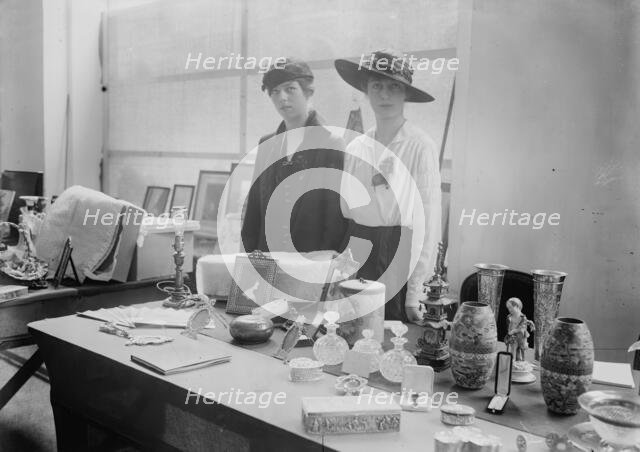 Marg. Andrews -- Catherine Porter, between c1910 and c1915. Creator: Bain News Service.